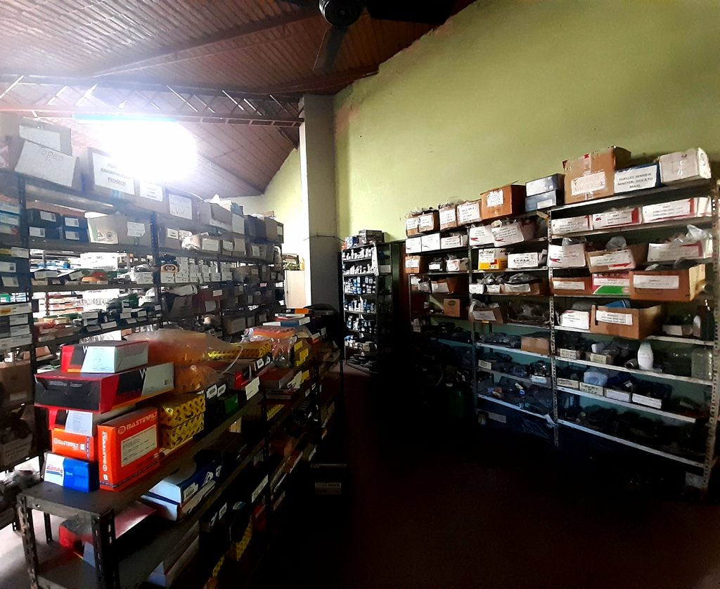 Venta fondo de comercio repuestos del automotor