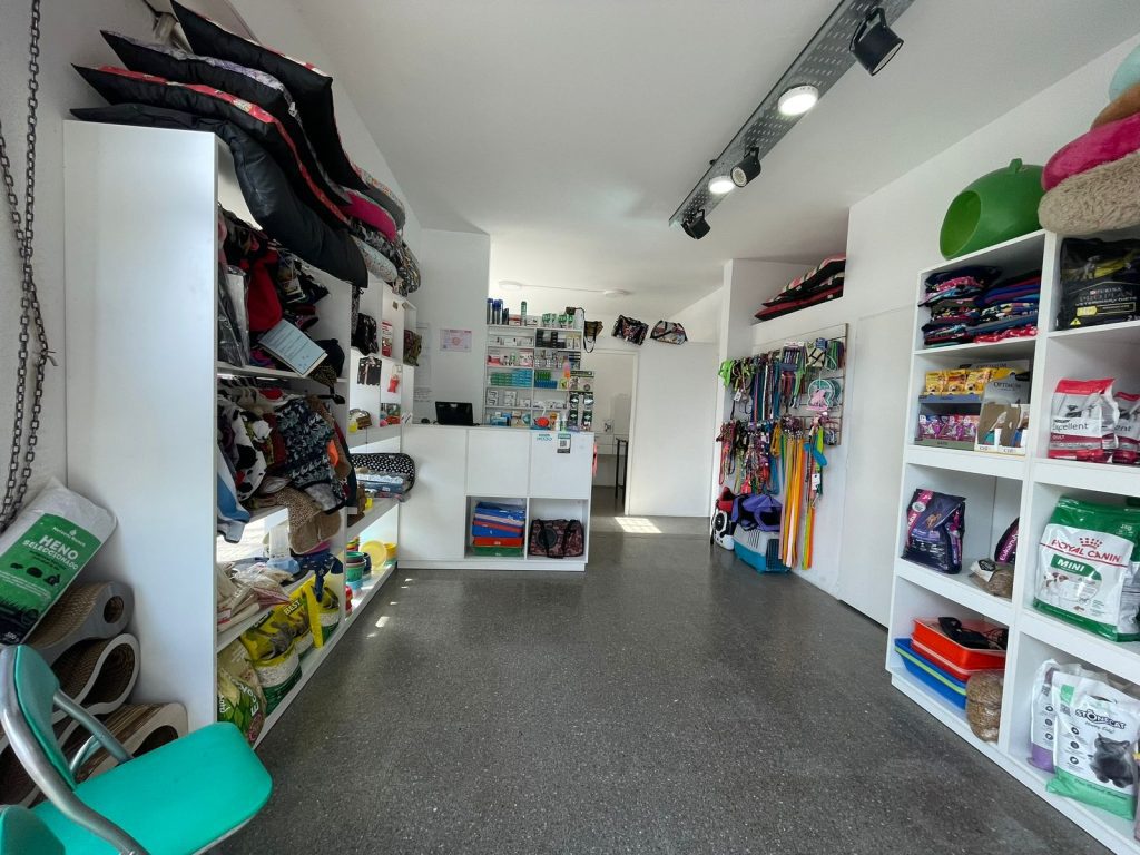 VENTA DE FONDO DE COMERCIO VETERINARIA Y PET SHOP