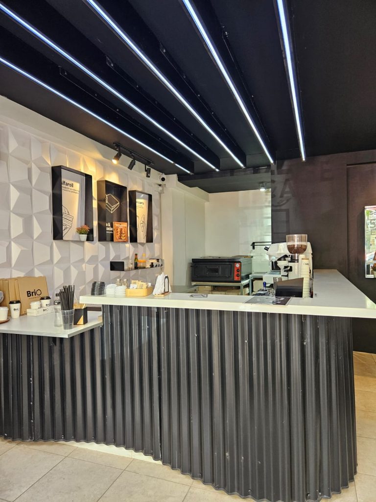 URGENTE VENDO POR VIAJE Fondo de comercio Cafetería Nueva Córdoba