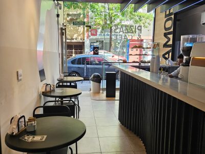 URGENTE VENDO POR VIAJE Fondo de comercio Cafetería Nueva Córdoba