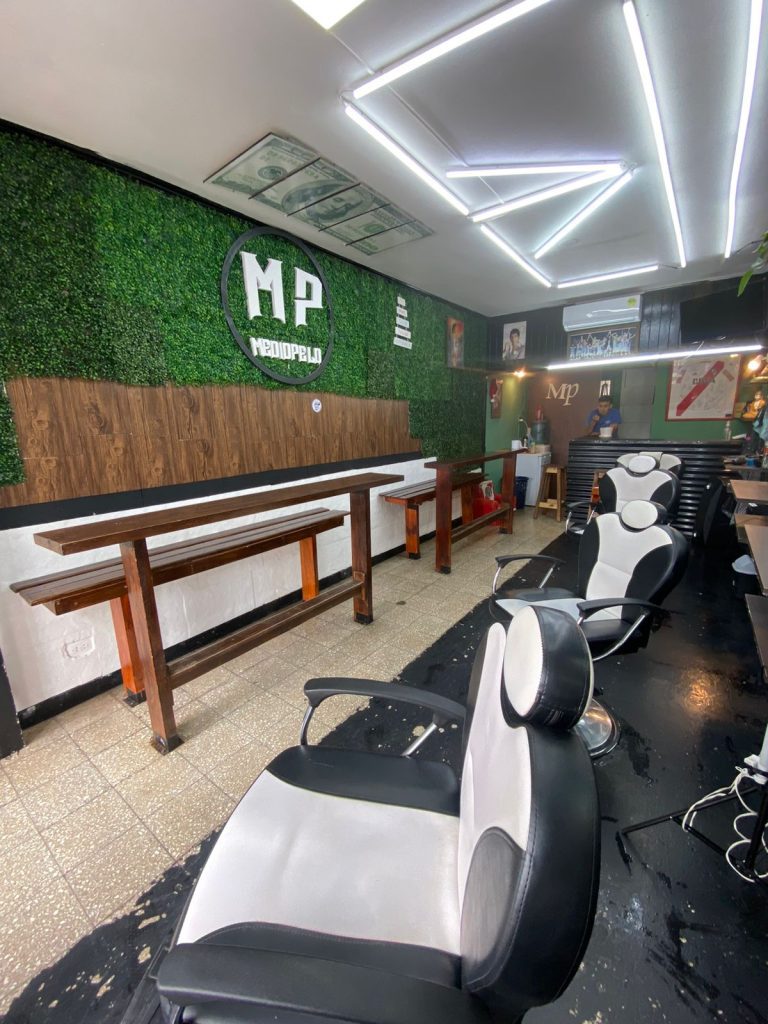 VENDO FONDO DE COMERCIO BARBERIA