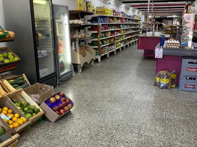 Vendo fondo de comercio mini mercado