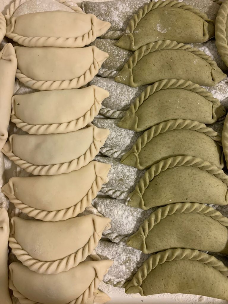 SE VENDE FONDO DE COMERCIO CASA DE EMPANADAS ARTESANALES Y PIZZAS A LA PIEDRA