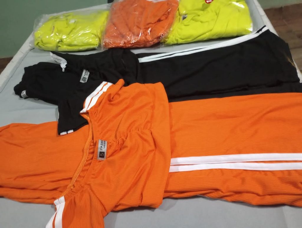 VENDO FONDO DE COMERCIO indumentaria general