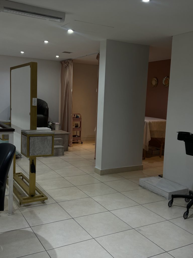 Fondo peluquería en del Viso Pilar