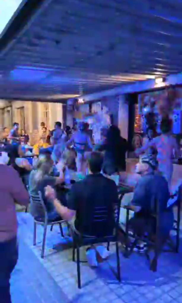 Vendo fondo de comercio, resto bar