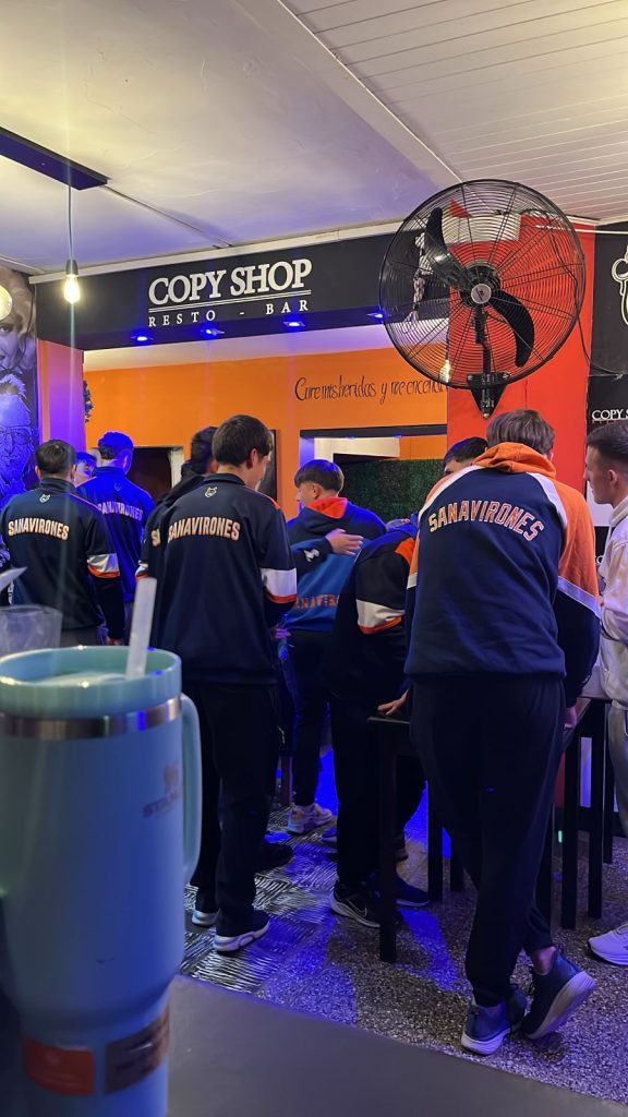 Vendo fondo de comercio, resto bar