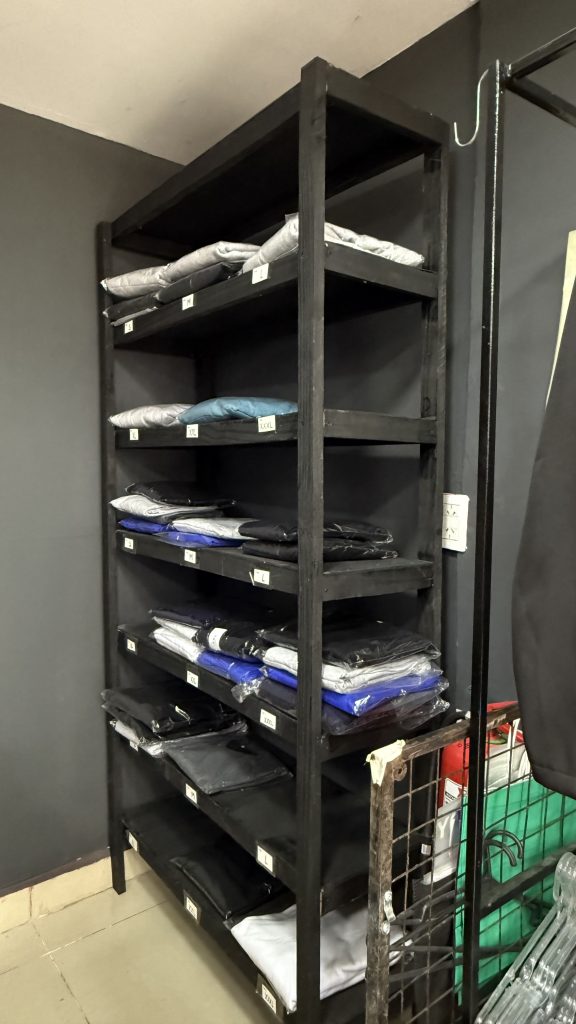 Última Vuelta Indumentaria, un local innovador sin competencias en la zona ni en