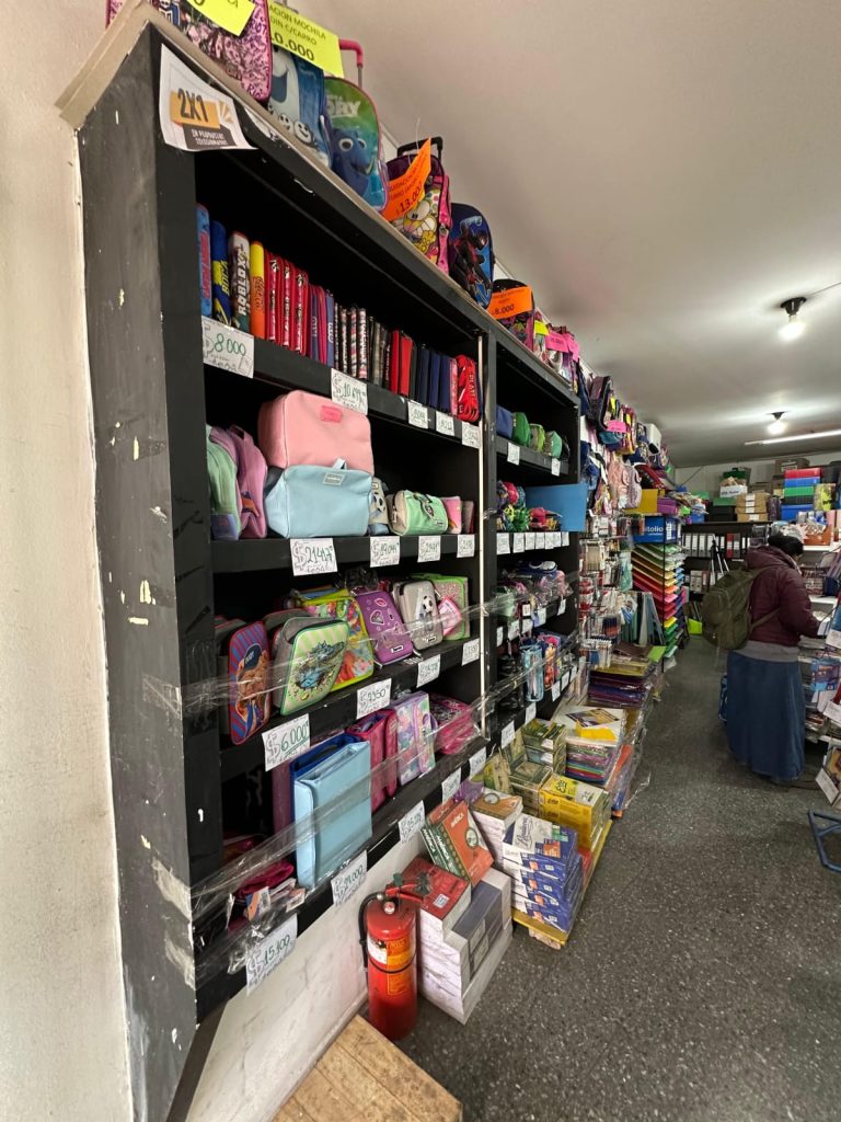 fondo de comercio, Libreria comercial, escolar y técnica.