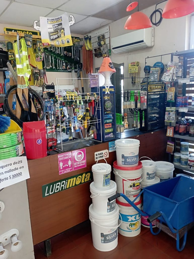 Vendo permuto fondo de comercio rubro ferreteria