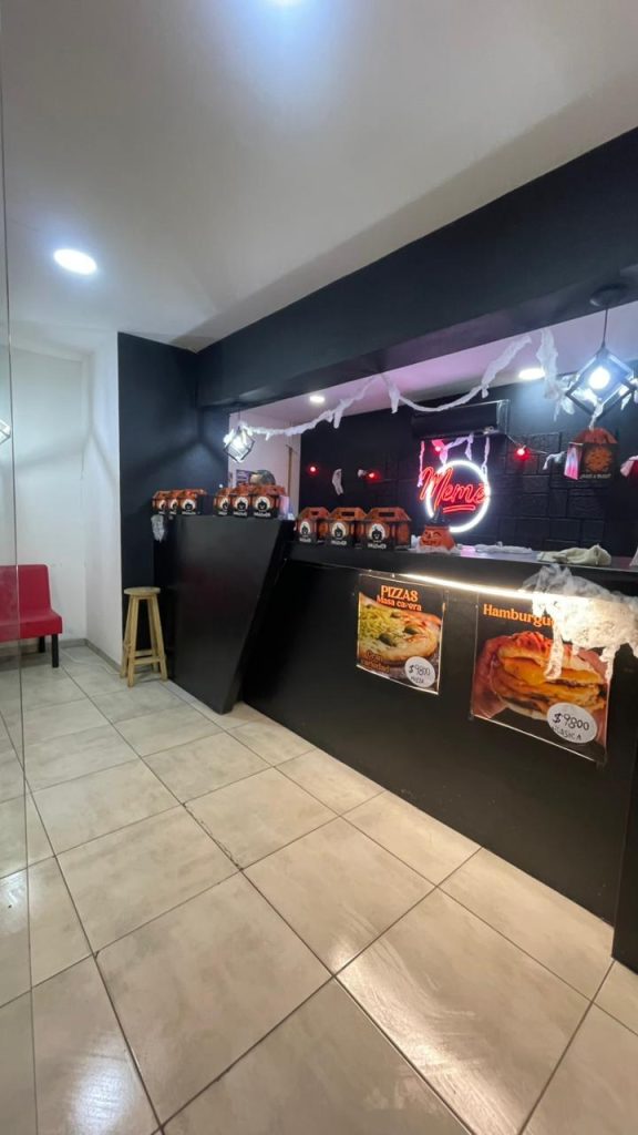 Vendo rotisería completa