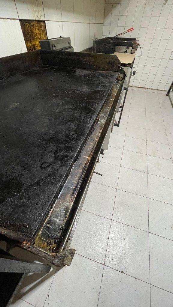 Vendo rotisería completa