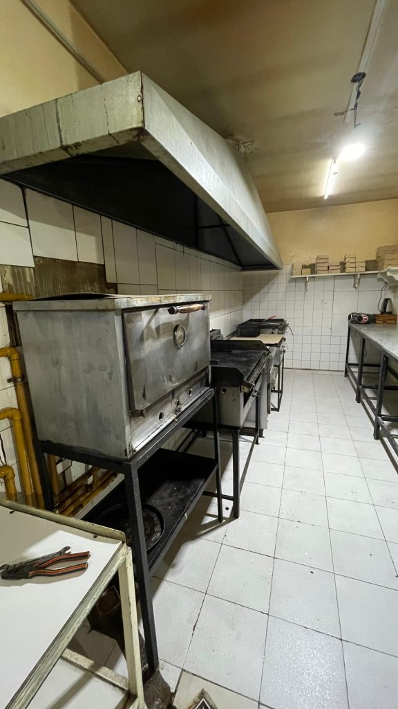 Vendo rotisería completa