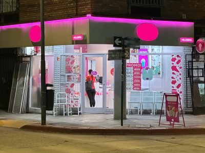 ¡Oportunidad Única! Heladería en Funcionamiento - Mas de 10 años de trayectoria.