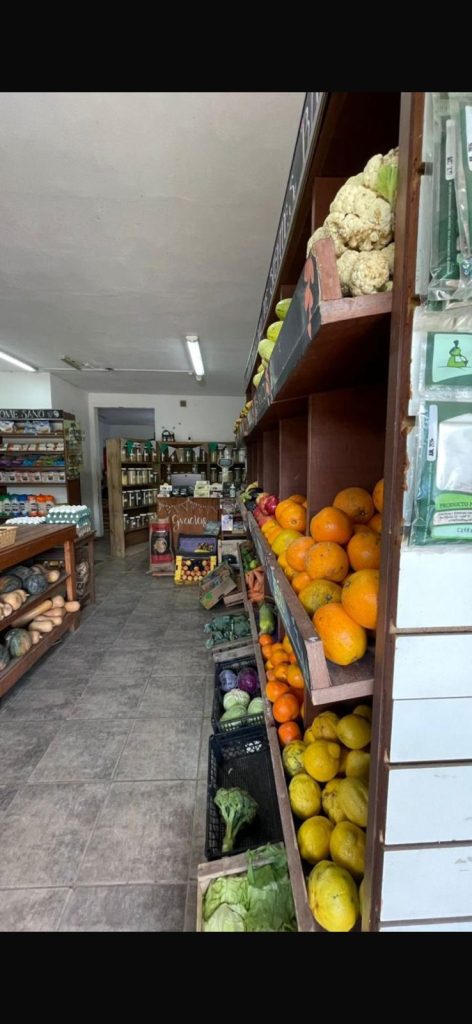 VENDO FONDO DE COMERCIO VERDULERIA/ALMACEN NATURAL