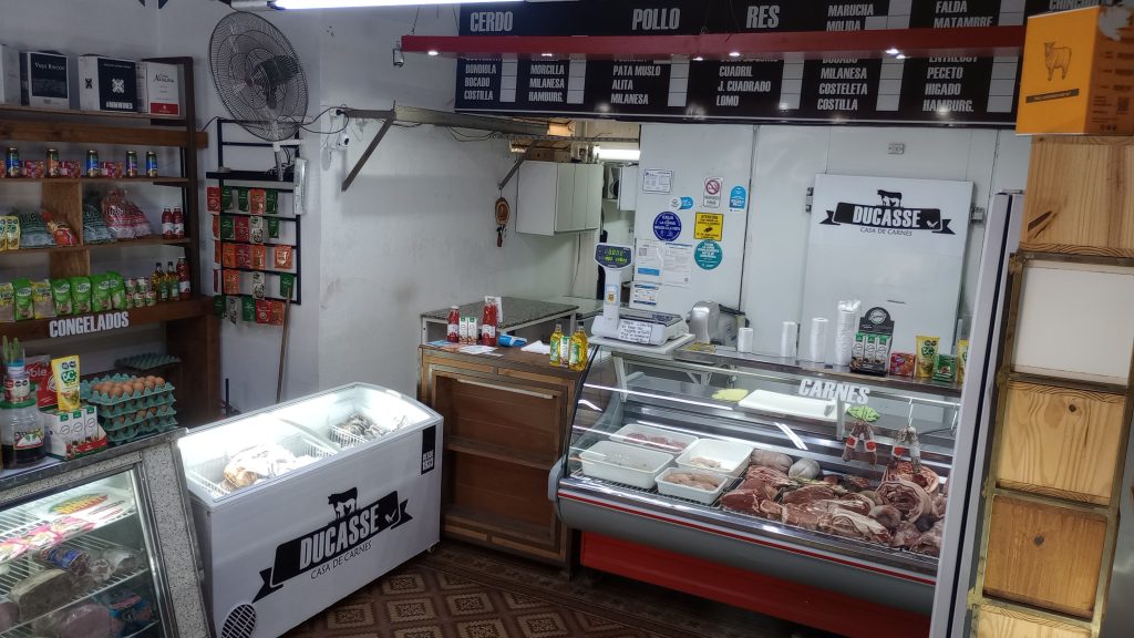 Carnicería fiambrería vendo o permuto