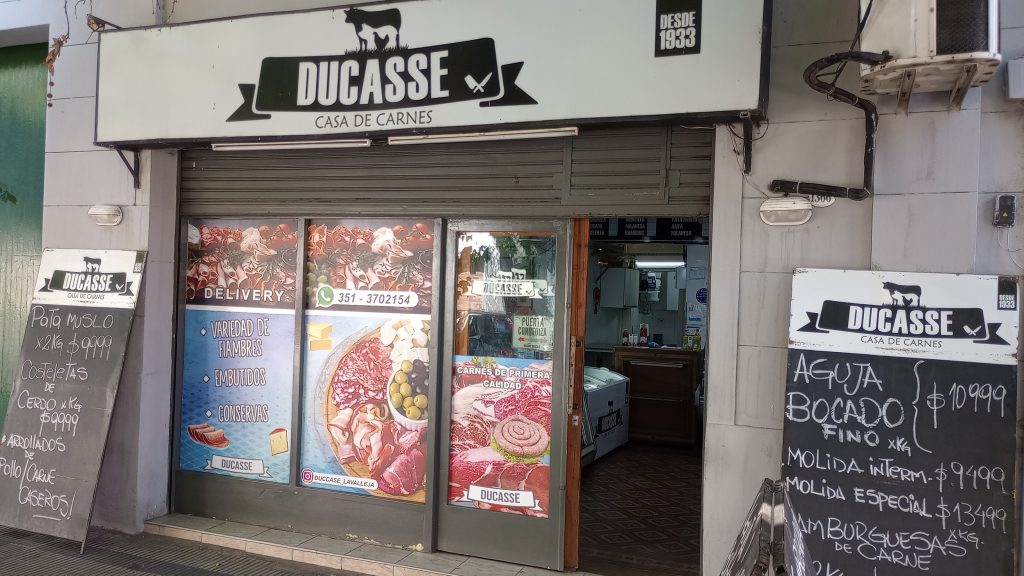 Carnicería fiambrería vendo o permuto