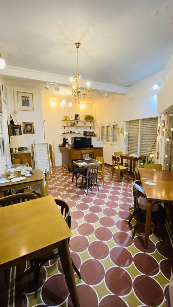 Interesante Propuesta - Cafe Atelier