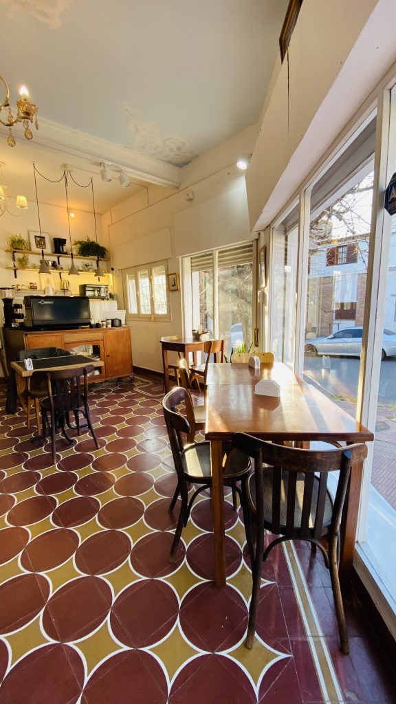 Interesante Propuesta - Cafe Atelier