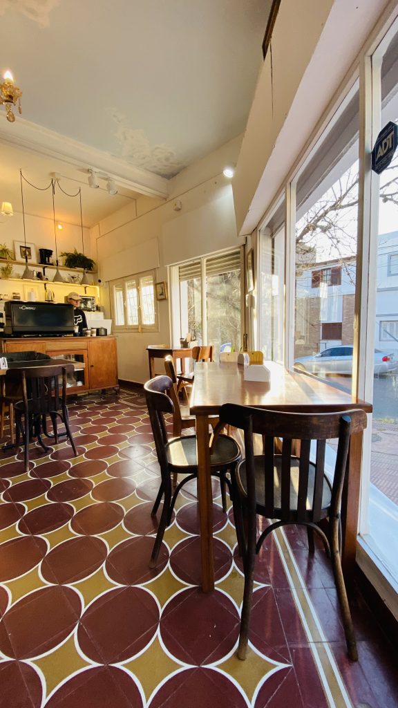 Interesante Propuesta - Cafe Atelier