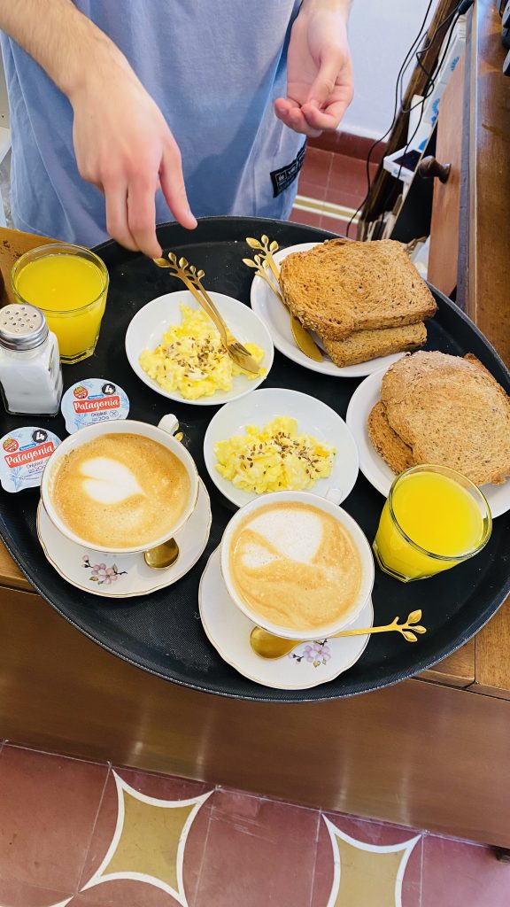 Interesante Propuesta - Cafe Atelier