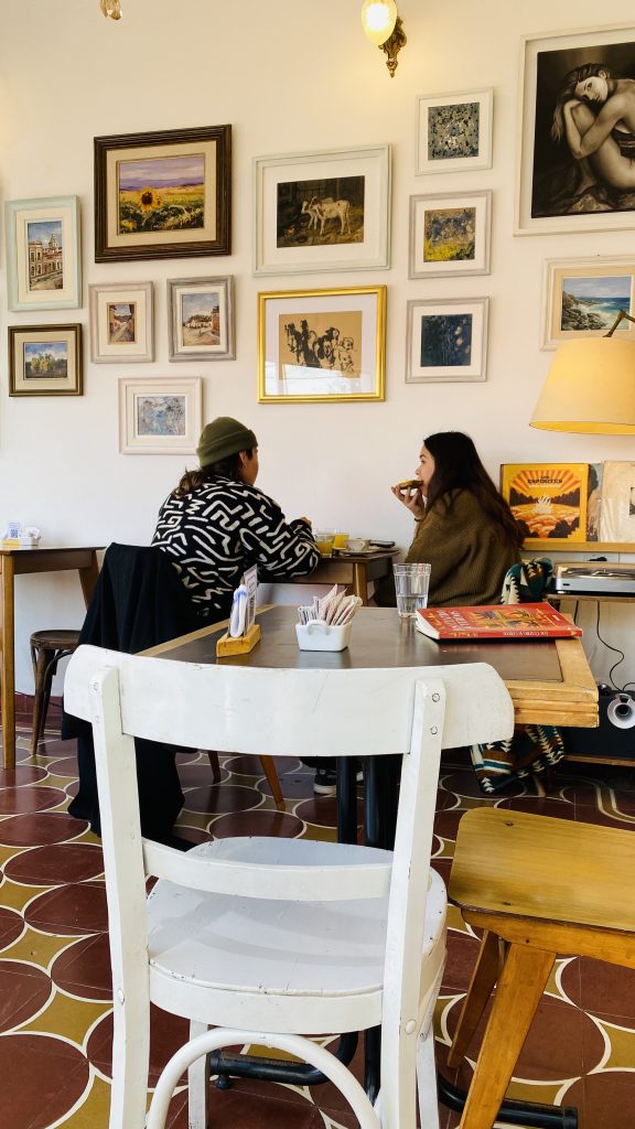 Interesante Propuesta - Cafe Atelier