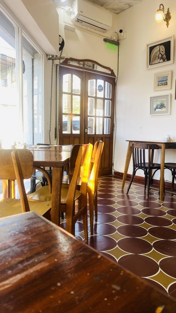 Interesante Propuesta - Cafe Atelier