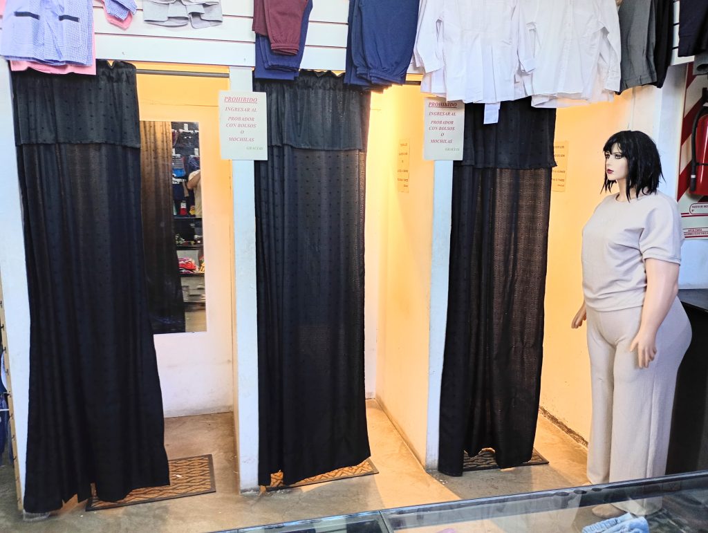 VENDO LLAVE DE COMERCIO DE ROPA TRABAJANDO