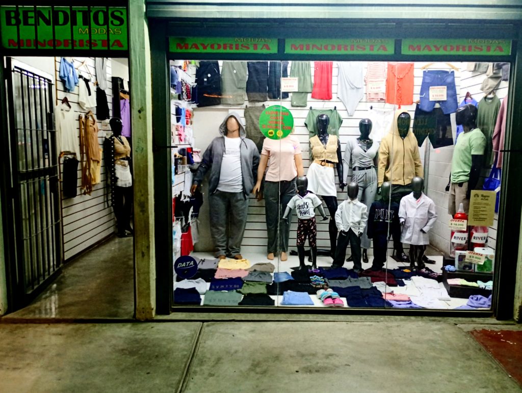 VENDO LLAVE DE COMERCIO DE ROPA TRABAJANDO