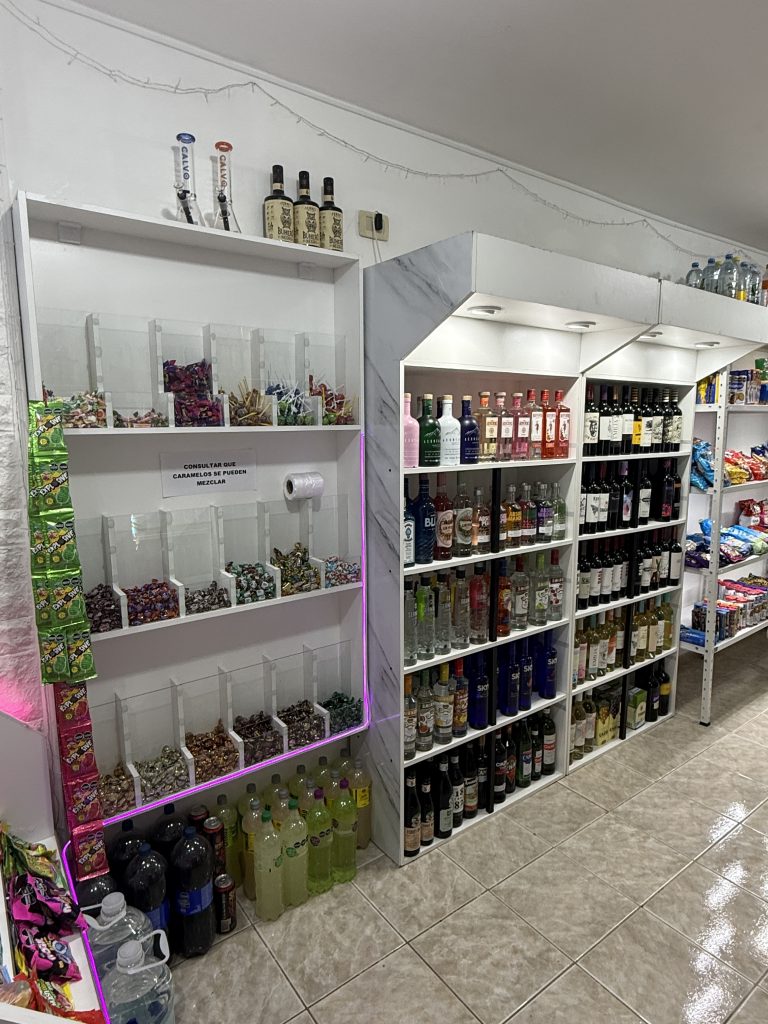 Vendo fondo de comercio en el centro de Crespo!