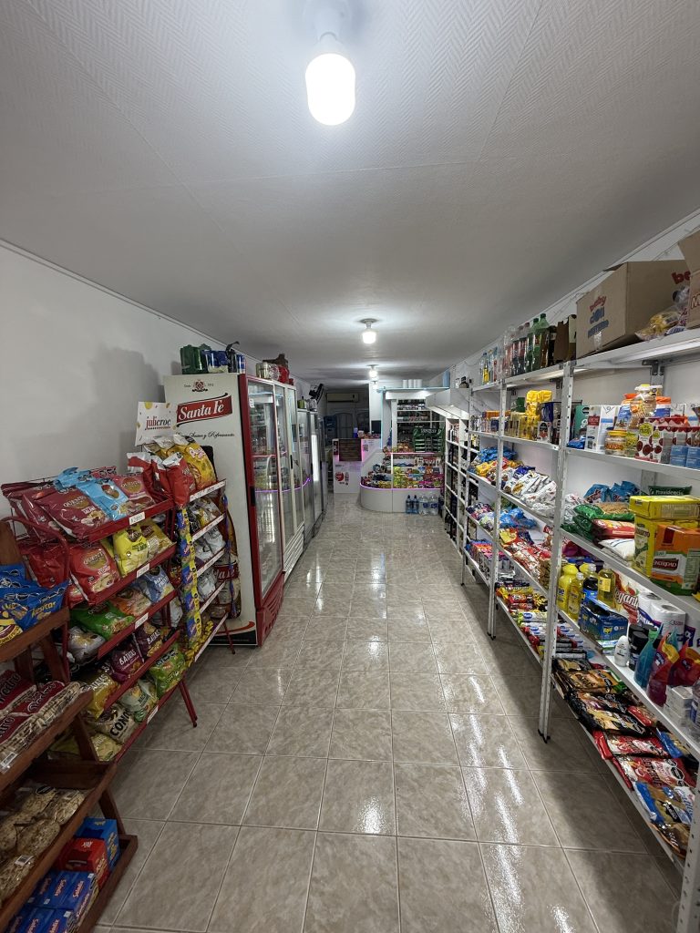 Vendo fondo de comercio en el centro de Crespo!