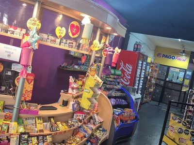 Vendo fondo de comercio de Quiosco/ Bazar y pago fácil